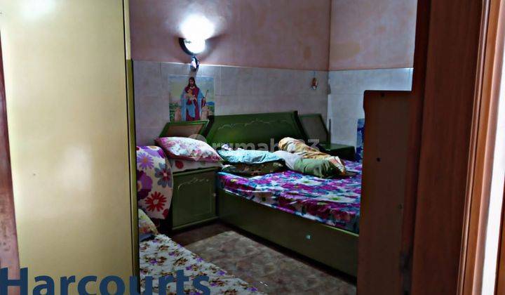 Dijual Rumah Besar 2 lantai di Lojiwetan, Solo 5