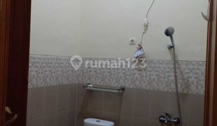 Disewakan Rumah Siap Pakai di Kerten 2