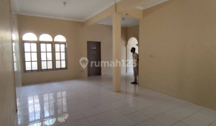 Disewakan Rumah Strategis dekat Solo Paragon Mall 9