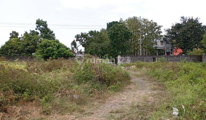 Di Jual cepat :
Tanah pekarangan strategis siap bangun cocok untuk gudang di kawasan industri & pergudangan ceper klaten. 3