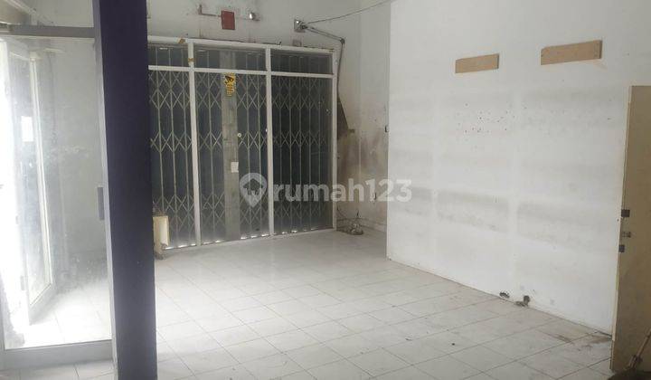 Dijual Ruko 2 Lantai
Lokasi : Jl. Adi Sucipto Colomadu 2