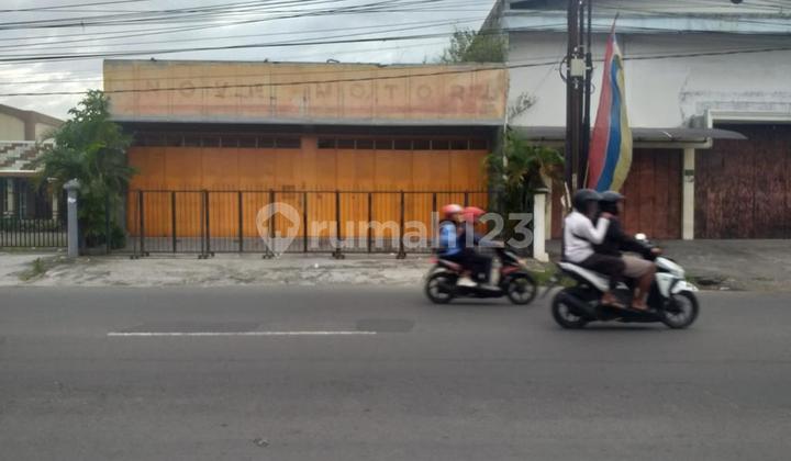 Disewakan Ruko / Toko 
( Buat Usaha Strategis)
JL.Slamet riyadi Pajang
Kartosuro
Luas tanah.500m2
Luas bangunan.250m
Hadap.Utara.
Listrik.900 V
Kamar tidur 2
Kamar mandi 1
Harga.100 jt NEGO 1