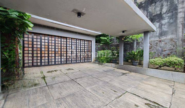 Dijual Rumah Mewah Minimalis Modern di Kratonan, Solo 2
