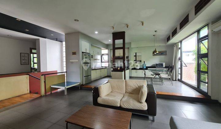 Dijual Rumah Mewah Minimalis Modern di Kratonan, Solo 6