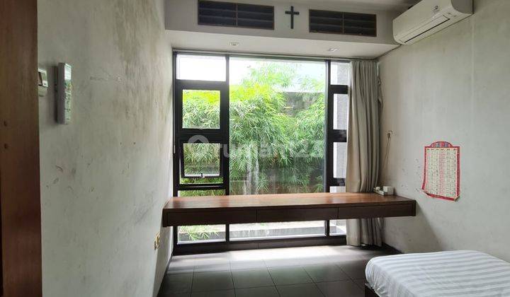 Dijual Rumah Mewah Minimalis Modern di Kratonan, Solo 7
