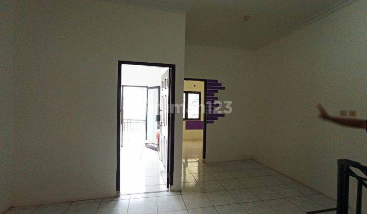Di Sewakan :
Ruko 2 lantai strategis siap pakai cocok u/berbagai usaha sekaligus u/tempat tinggal di singopuran kartasura solo 5
