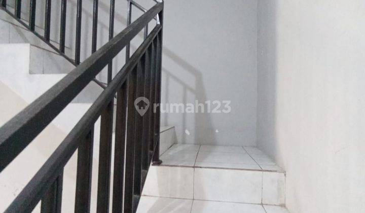 Di Sewakan :
Ruko 2 lantai strategis siap pakai cocok u/berbagai usaha sekaligus u/tempat tinggal di singopuran kartasura solo 7