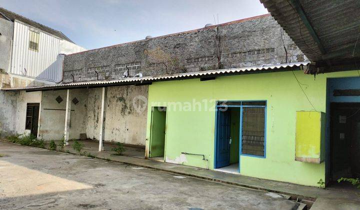 Ruang usaha ex showroom, bisa dimaksimalkan utk gudang logistik, dekat Soba 3