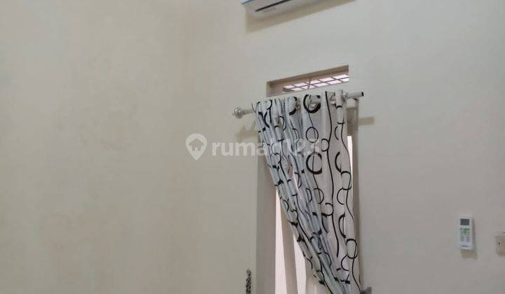 Disewakan Rumah Bagus siap pakai
Lokasi :  Fajar Indah 9