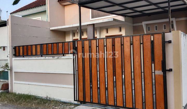Dijual Rumah Bagus
Lokasi : Gentan, Solo 2