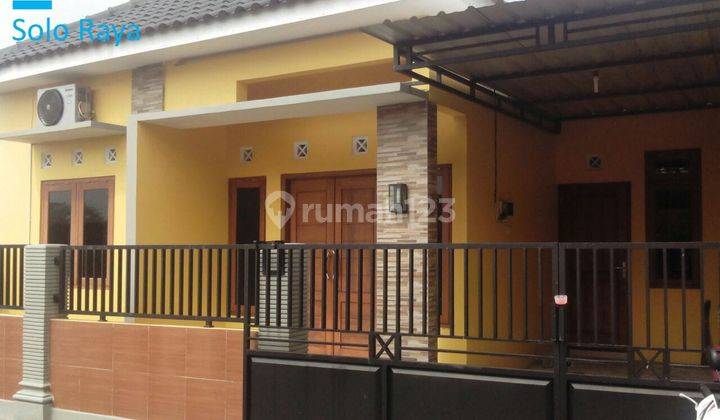 DIJUAL rumah siap huni di cluster di Karanganyar 1