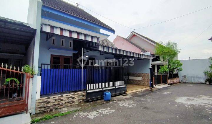 Dijual Rumah Siap Huni
Lokasi : Cluster di Paulan, Colomadu, Solo 1