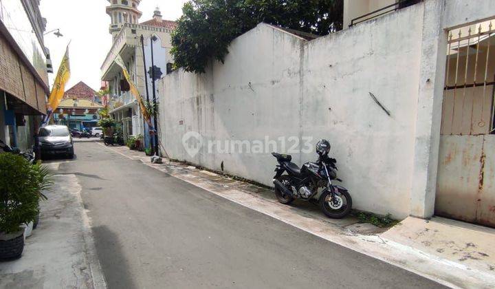 Dijual Rumah 3 lantai di Danukusuman Serengan 2