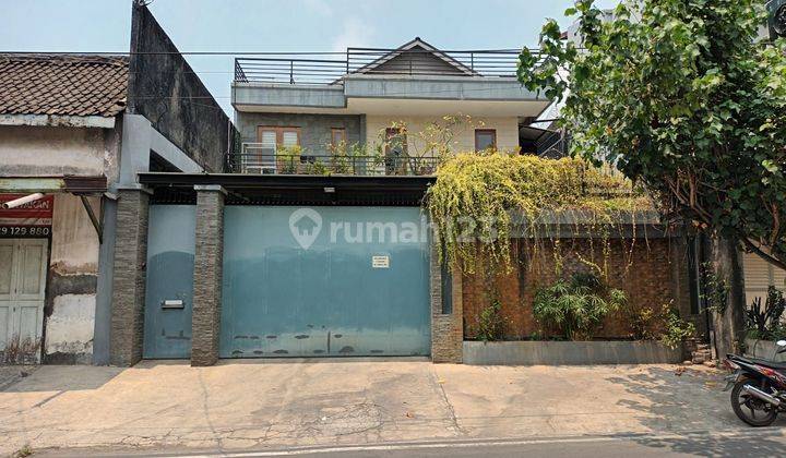 Dijual Rumah 2 Lantai Siap Pakai di Jalan Surya, Jagalan, Jebres, Solo 1