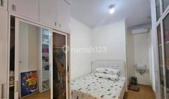 Disewakan Rumah Bagus Minimalis 2 lt
( Full Furnished ) 2