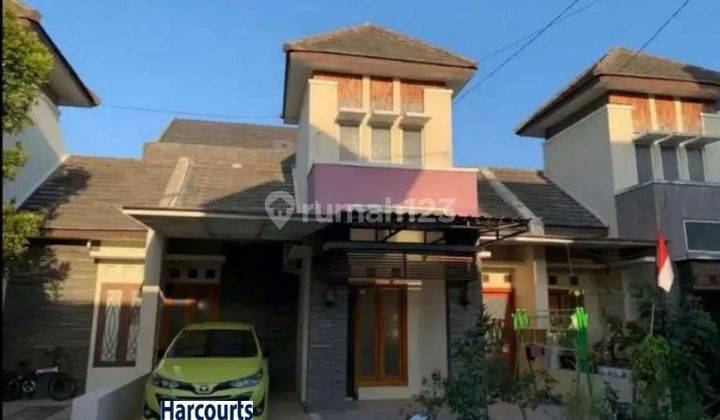 Rumah Minimalis Modern Di Gentan Solo Lengkap Dengan Perabot 1