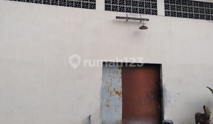 Tanah Bonus Bangunan Rumah Dan Gudang Lokasi Di Mojosongo Solo Dekat Jalan Letjen Sutoyo
