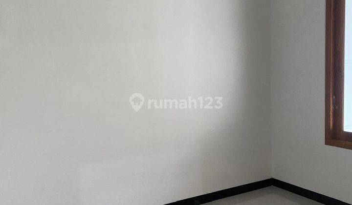 Rumah Baru Gress
lokasi Dekat Jalan Mangesti, Gentan 2