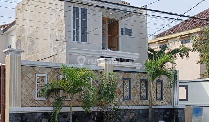 Dijual Rumah Baru Gress 2 lantai
Lokasi : Makamhaji dekat Gentan, Kartasura, Solo 2