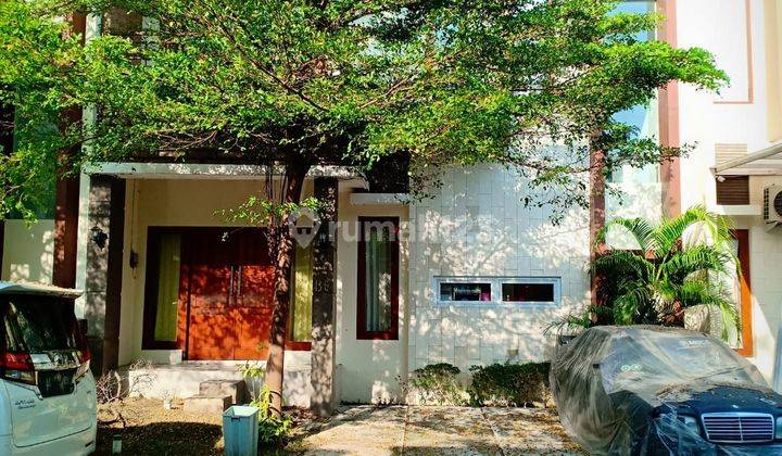 For Rent :
Rumah Bagus 2 lantai dgn Perabotan
Lokasi : Cluster Elite di Kartasura 1