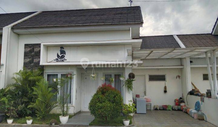 For Sale :
Rumah Bagus
Lokasi : Cluster di Baturan dekat Fajar Indah, Solo 1