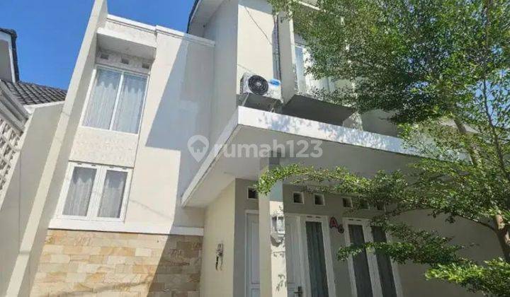 Rumah 2 Lantai Furnished Di Jalan Mangesti Gentan Solo 1