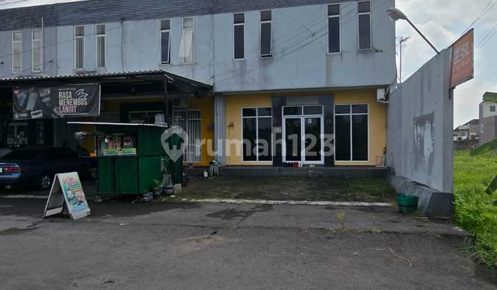 Ruko Siap Pakai Dekat Pintu Tol Klodran Colomadu Karanganyar Solo  1