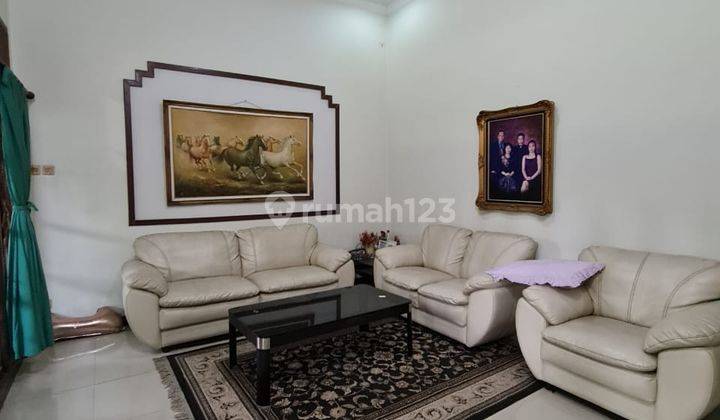 Rumah Bagus Full Kayu Jati Di Sumber Banjarsari Solo 2