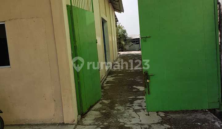 Good Warehouse in the Warehouse and Trade Area in Parangjoro Solo Good Warehouse in the Warehouse and Trade Area in Parangjoro Solo