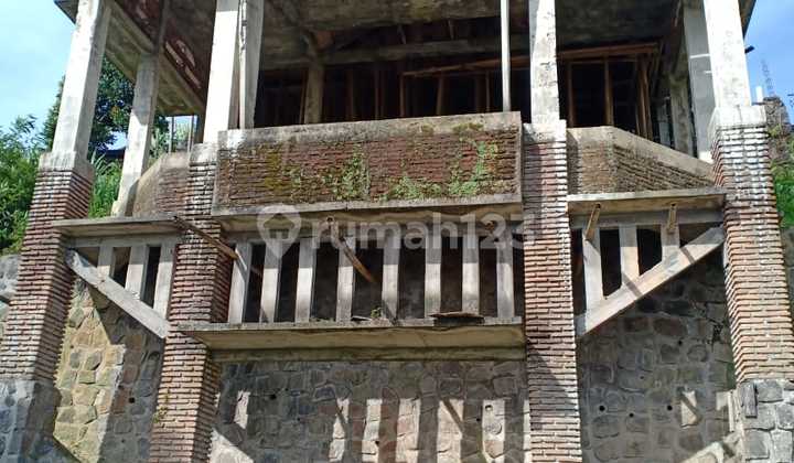 Tanah Zona Kuning di Kemuning Cocok untuk Villa Resort atau Investasi Wisata Tanah Zona Kuning di Kemuning Cocok untuk Villa Resort atau Investasi Wisata