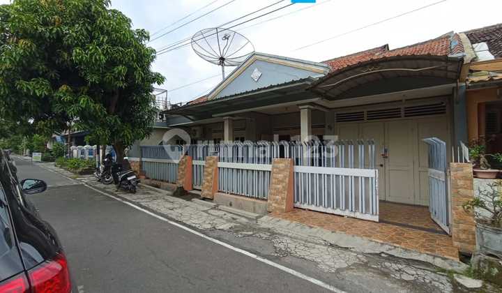 Rumah Bagus Dekat Kampus Ums Solo