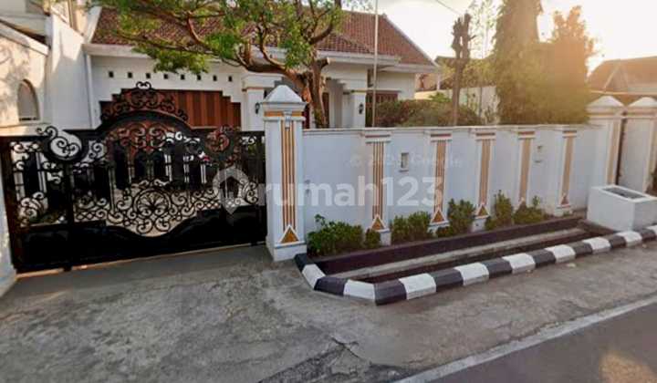 Nice 2-Story House Colonial/European Architecture with Original Teak Joglo, Located in Banyuanyar, Solo.
