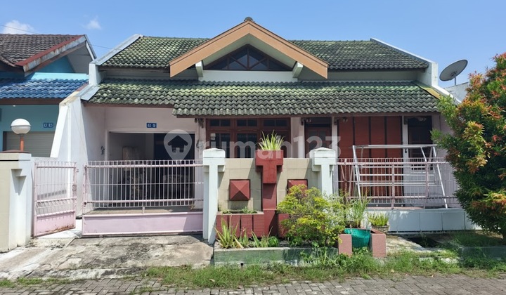 Rumah Termurah Di Sektor 1 Solo Baru. Kondisi Siap Huni!