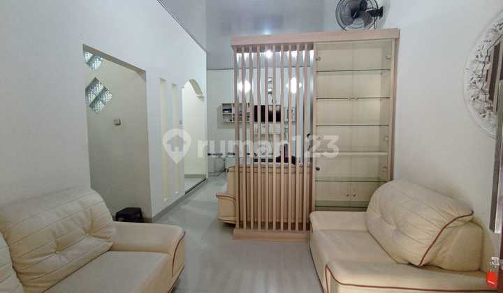 Rumah Bagus Dekat Luwes Kartasura Solo 2