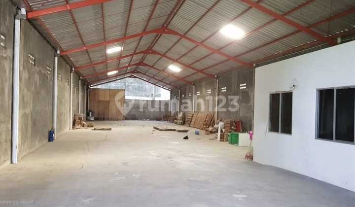 Warehouse Ready to Use on the Provincial Highway Side in Sukoharjo Warehouse Ready to Use on the Provincial Highway Side in Sukoharjo