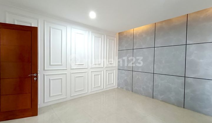 Nice New 2-Story House Located in Gilingan, Banjarsari, Solo.