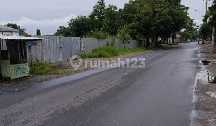 Strategic Large Land in Banjarsari Solo