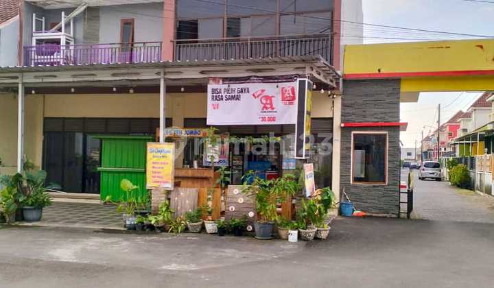 Ruko 2 Lantai Lokasi Pinggir Jln Di Perumahan Gumpang Kartasura Solo 1