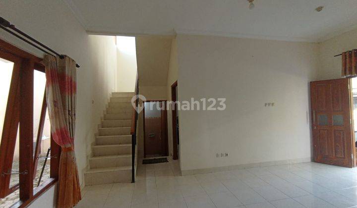 Rumah Cluster Bagus 2 Lantai Semi Furnished Siap Pakai Di Salah Satu Perumahan Elit Klegen Colomadu Solo 2