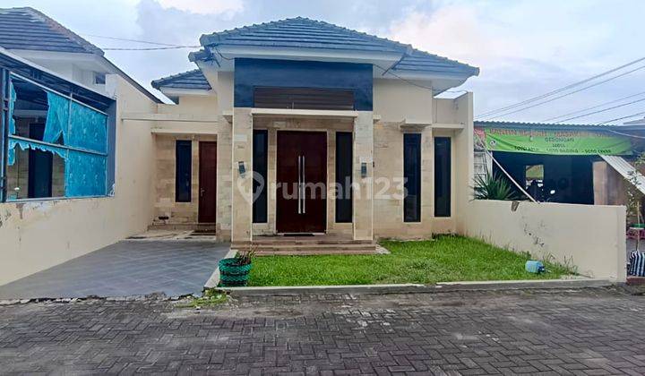 Rumah Siap Pakai Di Perumahan Sektor 10 Solo Baru Hanya Beberapa Menit Dari Pusat Perbelanjaan Pakuwon Mall  1