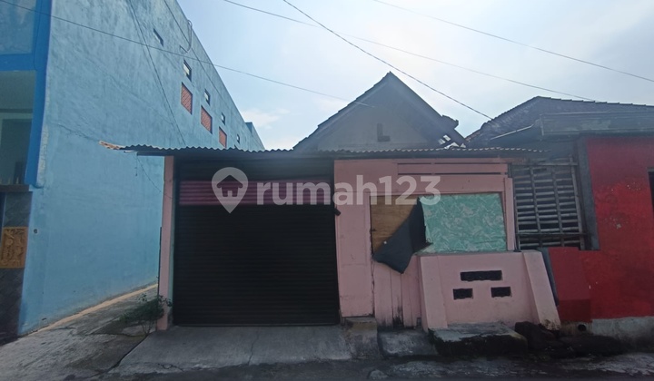 Rumah Hitung Tanah Lokasi Di Sumber Banjarsari Solo