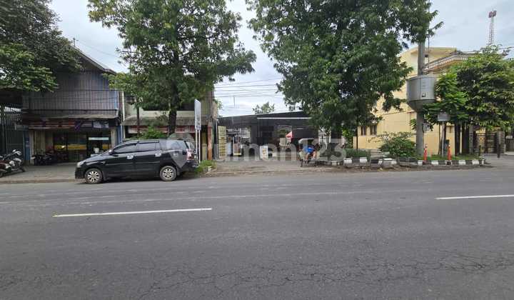 Super Strategic Land on Kapten Mulyadi Street, Pasar Kliwon, Solo, Location in Front of Kustati Hospital Super Strategic Land on Kapten Mulyadi Street, Pasar Kliwon, Solo, Location in Front of Kustati Hospital