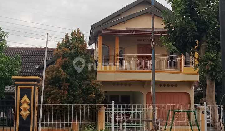 Rumah 2 Lantai Siap Pakai Lokasi Perumahan Di Gumpang Kartasura Solo 1