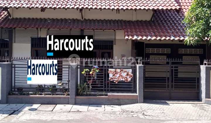 Rumah Bersih Terawat 2 Lantai Siap Huni Tengah Kota Di Mangkubumen Solo