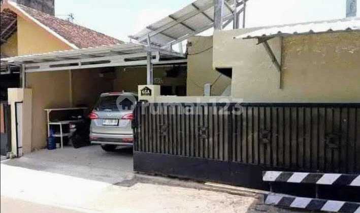 Strategic House on Jl Kahuripan Sumber Solo 2