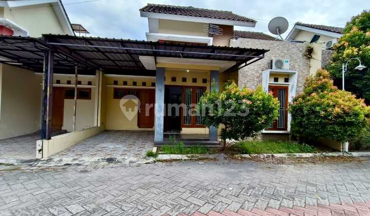 Rumah Bagus Siap Pakai Lokasi Cluster Di Colomadu 1
