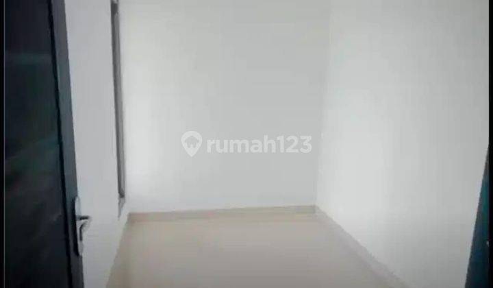 Rumah 2 Lantai Di Cluster Gentan Solo Security 24 Jam 2