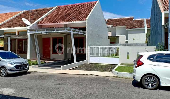 Rumah Cantik Siap Huni Full Furnish Lokasi Di Cluster Elite Di Pabelan Dekat Colomadu 2