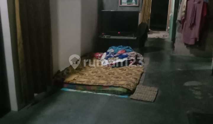 Spacious and Lush House in Gayam Sukoharjo, Ideal for Business 2