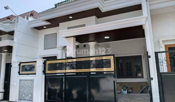 Rumah Baru Desain American Classic Di Gentan Solo 2